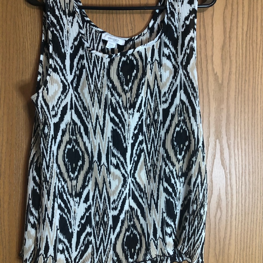 Dressbarn womens top 22 24 print white black beige tank